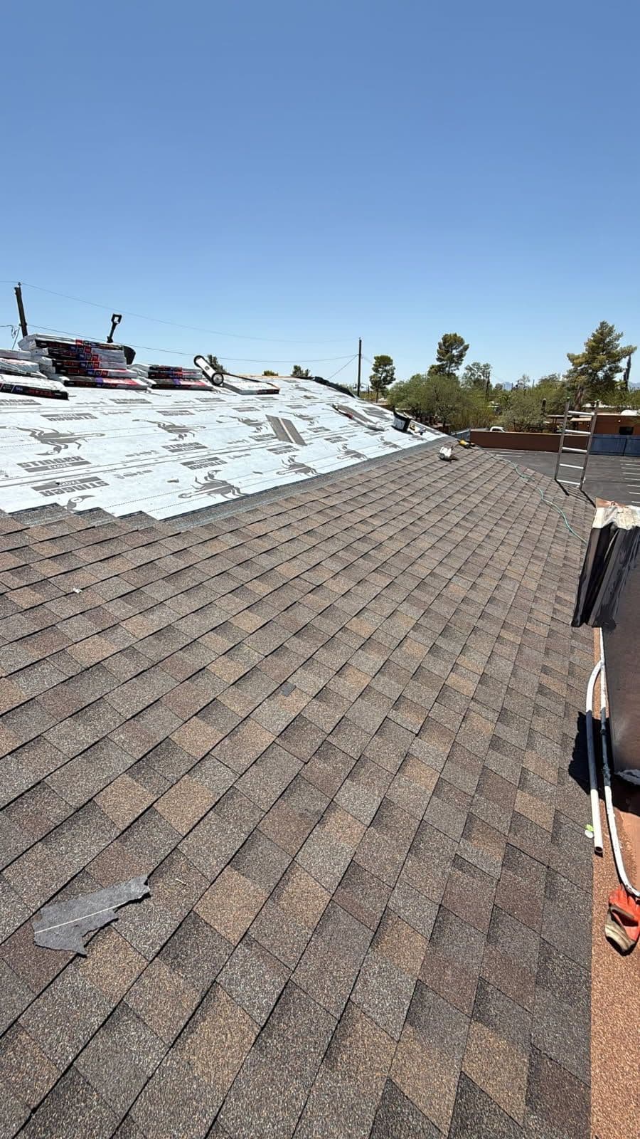Installation of TAMKO TITAN XT Shingles image